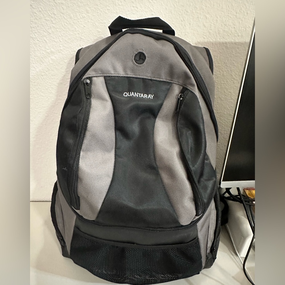 Quantaray Camera Backpack for Photographer 
18x12x6